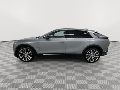 Argent Silver Metallic 2025 Cadillac LYRIQ Luxury