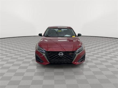 2024 Nissan Altima SR VC-Turbo FWD