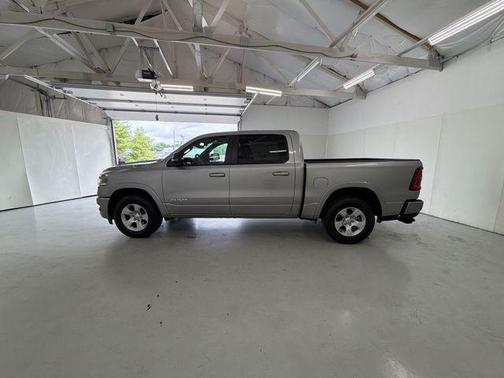 Billet Silver Metallic Clearcoat 2025 RAM 1500 Big Horn/Lone Star