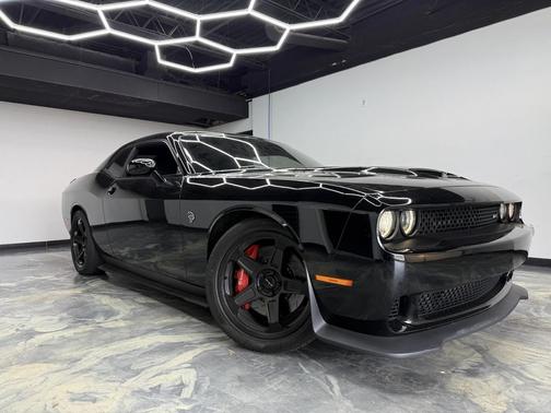 2015 Dodge Challenger SRT Hellcat