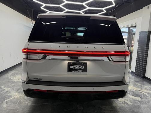 2023 Lincoln Navigator Reserve