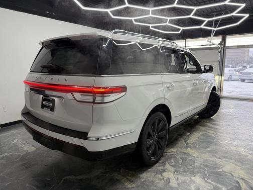 2024 Lincoln Navigator Reserve