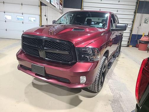 Red Pearl 2019 RAM 1500 Tradesman