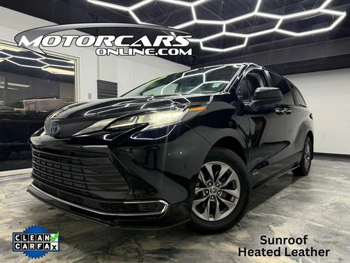 2021 Toyota Sienna XLE 7 Passenger