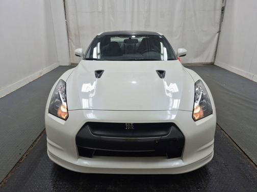 Pearl White 2010 Nissan GT-R Premium