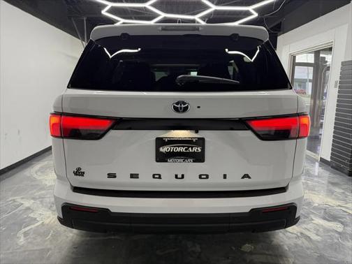 2024 Toyota Sequoia Base