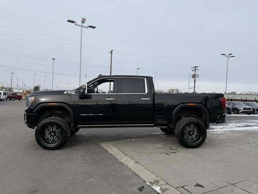 2022 GMC Sierra 2500 Denali