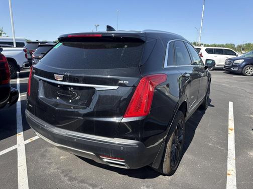 Black 2019 Cadillac XT5 Platinum