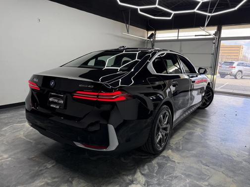 2024 BMW i5 eDrive40