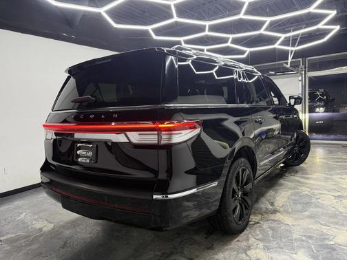 2023 Lincoln Navigator Reserve