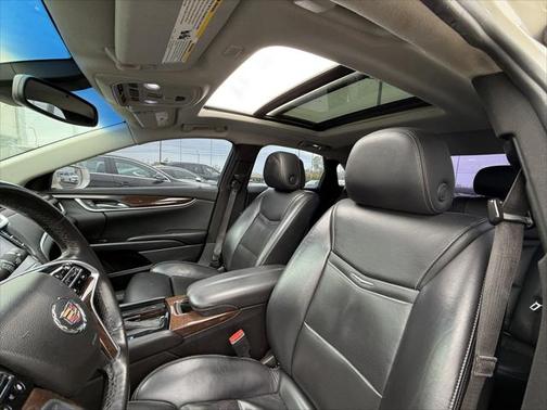2013 Cadillac XTS Luxury