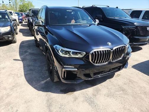 2021 BMW X5 M50i