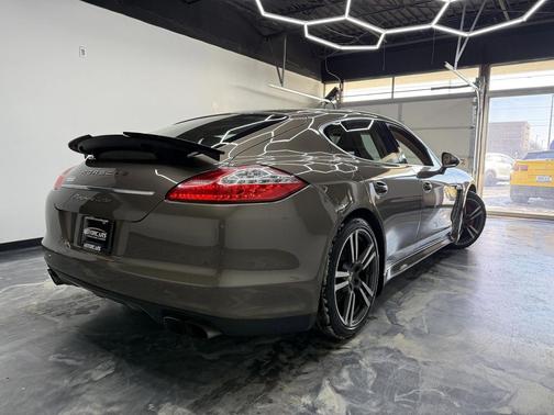 2010 Porsche Panamera Turbo