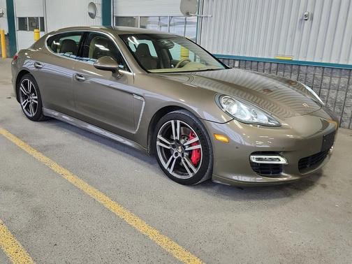 2010 Porsche Panamera Turbo
