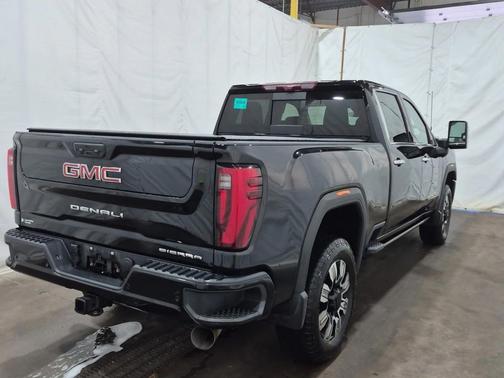 2024 GMC Sierra 2500 Denali