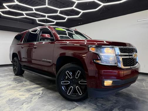 2017 Chevrolet Suburban LT