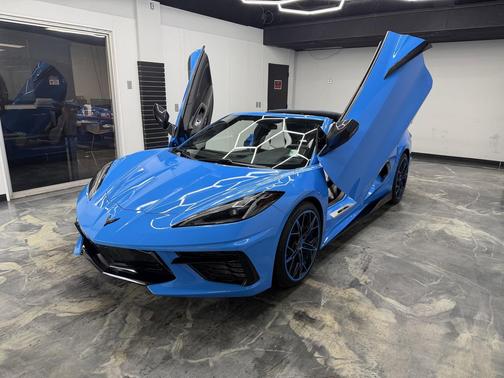 Rapid Blue 2023 Chevrolet Corvette Stingray w/1LT