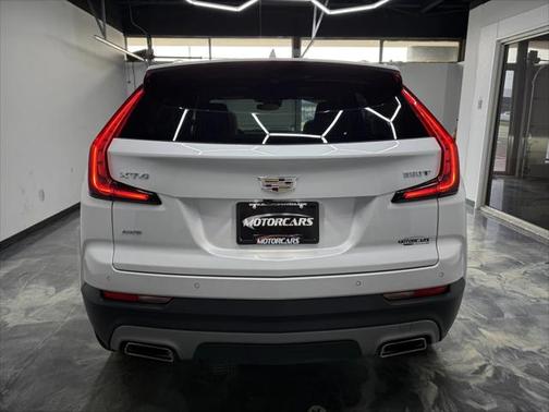 2023 Cadillac XT4 Premium Luxury