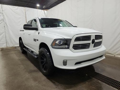 Bright White 2017 RAM 1500 Sport