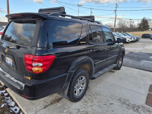 2004 Toyota Sequoia Limited