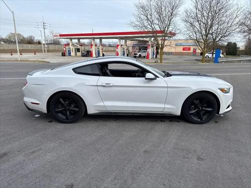 2016 Ford Mustang EcoBoost