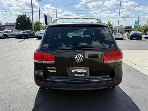 2004 Volkswagen Touareg V8