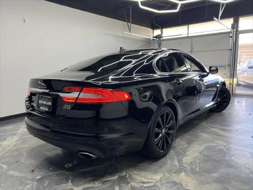 2014 Jaguar XF R
