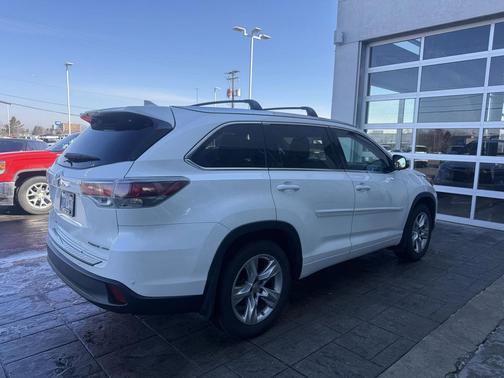 2015 Toyota Highlander Limited Platinum