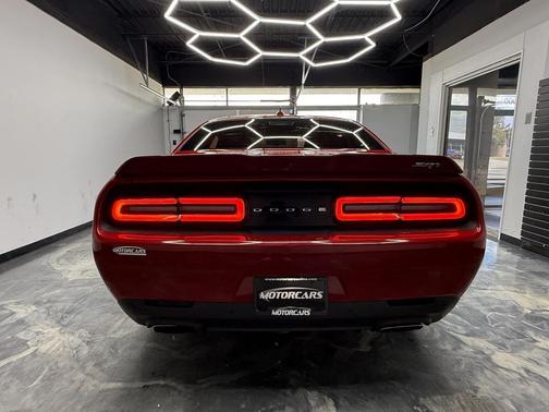 2016 Dodge Challenger SRT 392