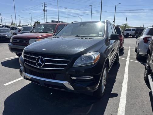 Black 2013 Mercedes-Benz M-Class 4MATIC