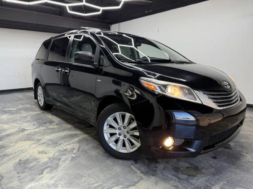 2016 Toyota Sienna XLE