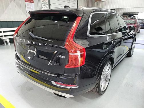 2017 Volvo XC90 Hybrid T8 Inscription