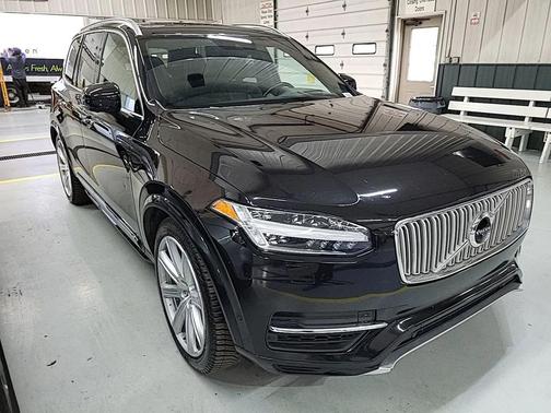 2017 Volvo XC90 Hybrid T8 Inscription