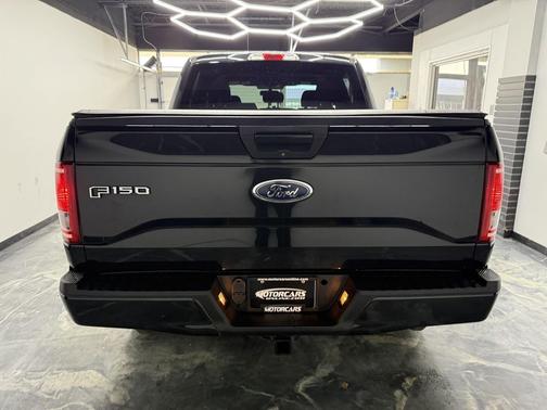 Tuxedo Black Metallic 2015 Ford F-150 XLT
