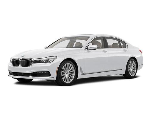 White 2018 BMW 750 i xDrive
