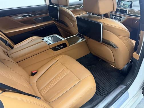 White 2018 BMW ALPINA B7 xDrive