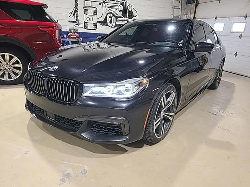2019 BMW 750 i xDrive