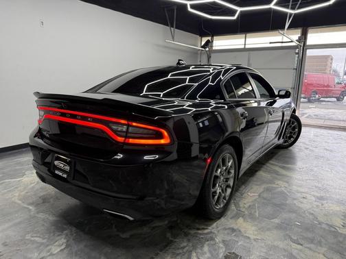 2017 Dodge Charger SXT