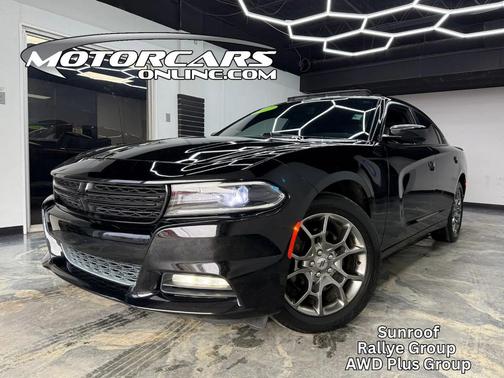 2017 Dodge Charger SXT
