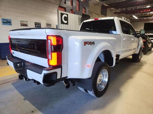 2026 Ford F-450 Platinum