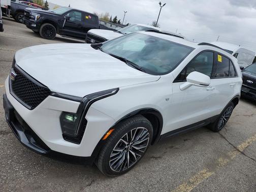 Crystal White Tricoat 2024 Cadillac XT4 Sport
