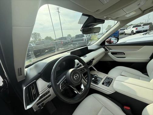 2024 Mazda CX-90 PHEV Premium Plus