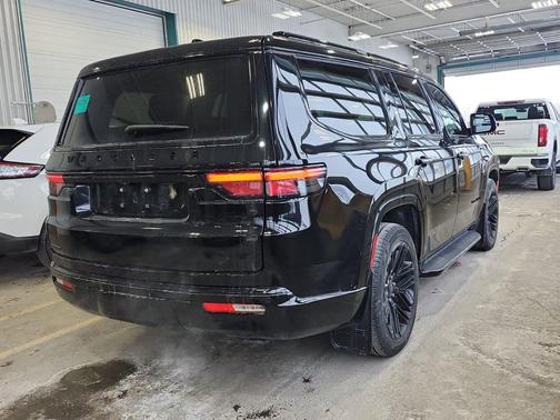 River Rock Blue 2023 Jeep Wagoneer Series II Carbide