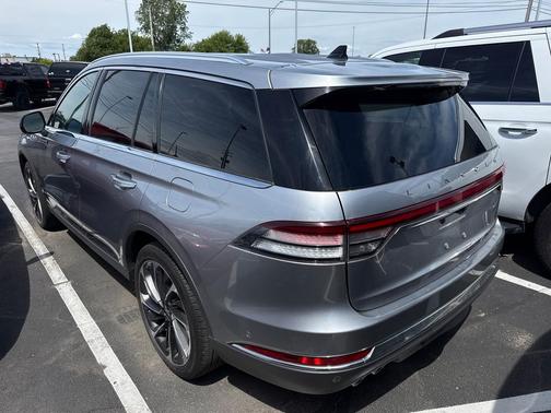 Silver Radiance 2021 Lincoln Aviator Reserve AWD