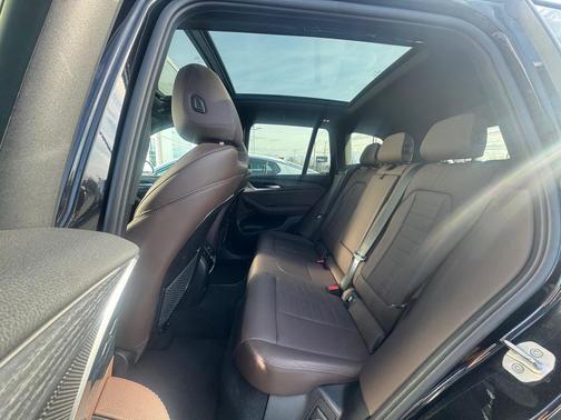 Black Sapphire Metallic 2022 BMW X3 xDrive30i