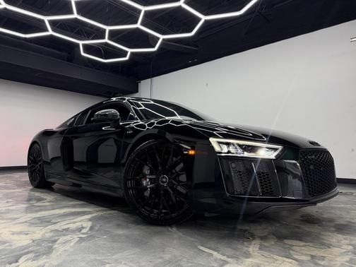 2017 Audi R8 5.2 V10 plus