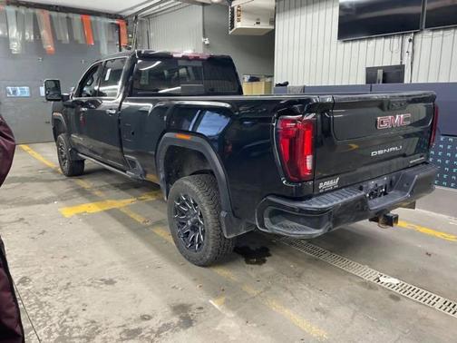 2023 GMC Sierra 2500 Denali