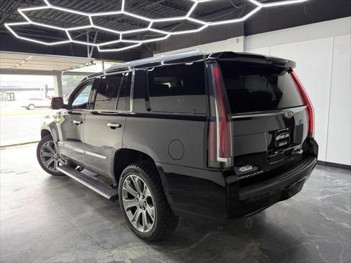2016 Cadillac Escalade Premium