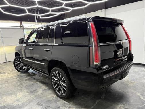 2016 Cadillac Escalade Premium