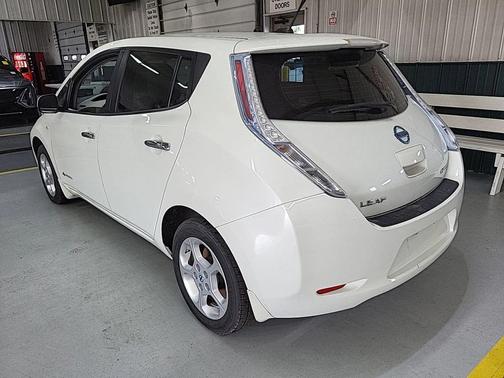 2012 Nissan Leaf SV